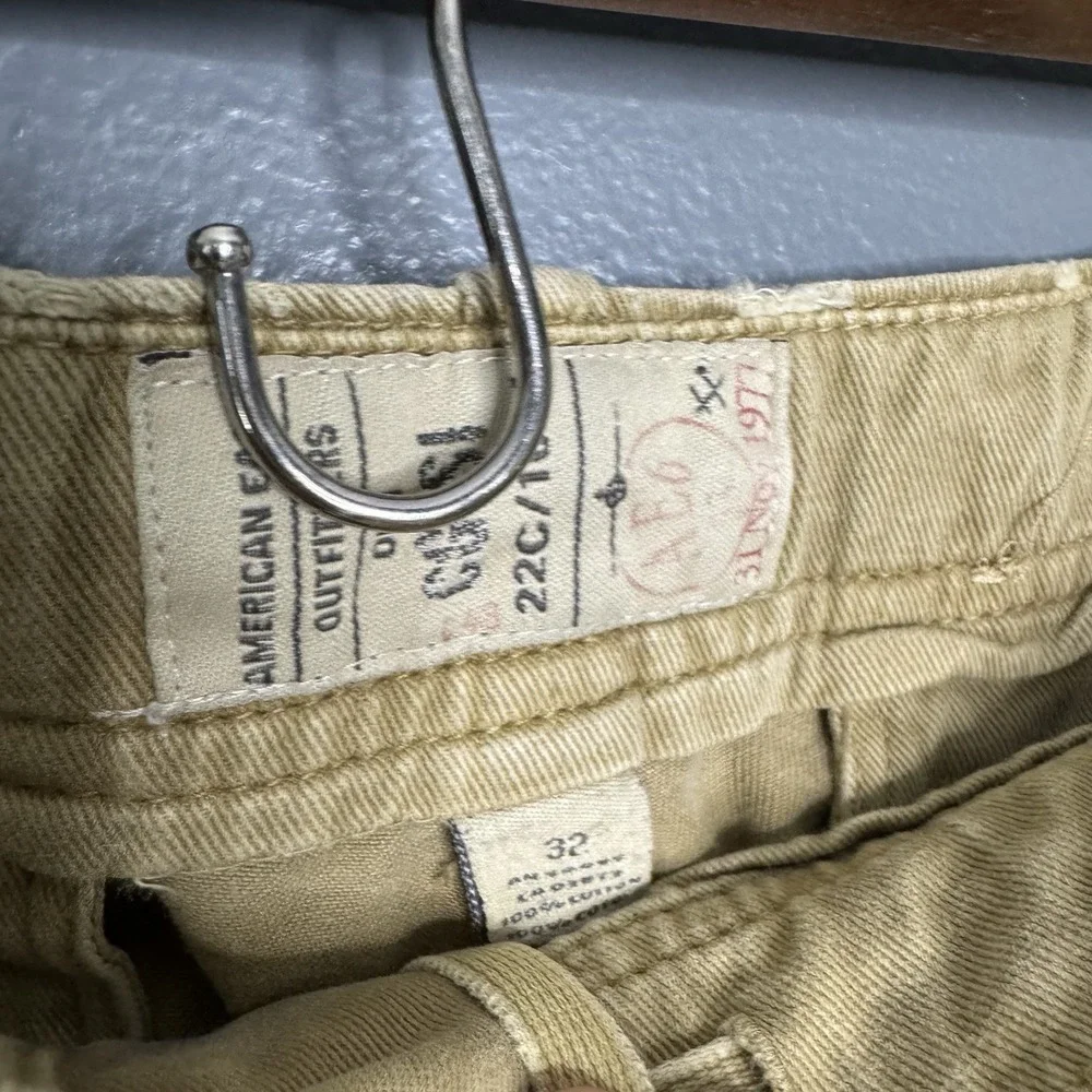 VTG American Eagle Mens Size 32 Military Cargo Cut Off Short Beige Canvas‎ Baggy